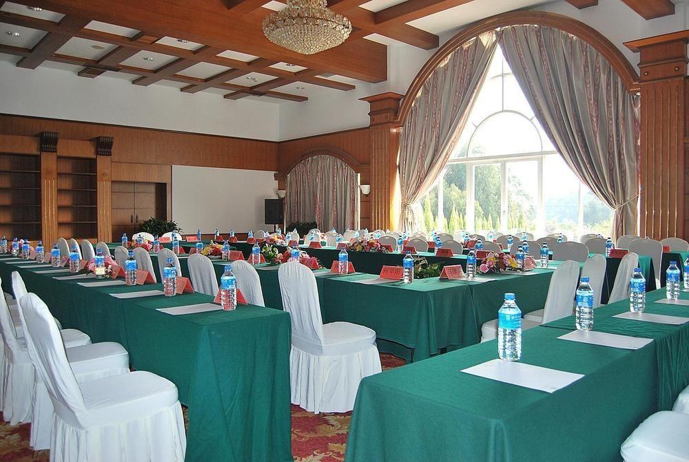 Yunnan Dianchi Garden Resort Hotel & Spa Kunming Exterior foto